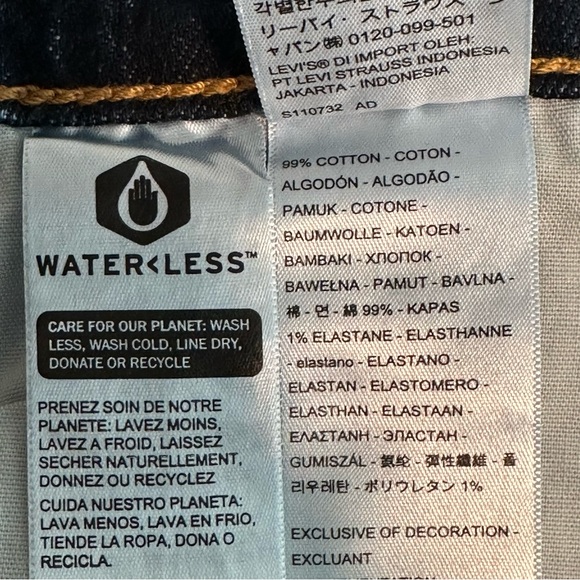 Levi’s 501 Mid Thigh Shorts in Salsa Center Dark Wash Size 33 - Picture 11 of 11